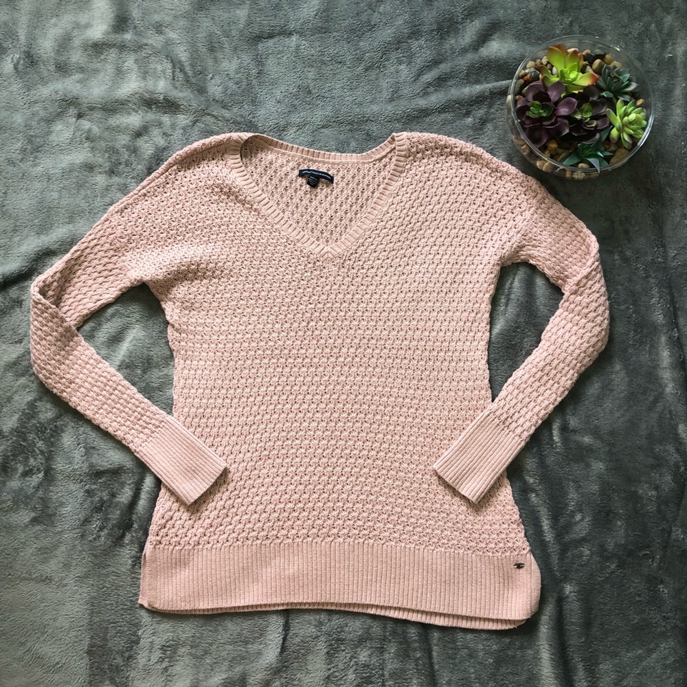 Dusty rose American Eagle Outfitters sweater S